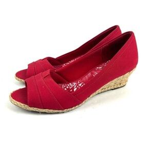 Coach and Four Louise Espadrille Wedge 7 Red Canvas Peep Toe Shoe Womens